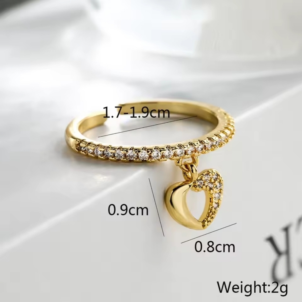 Elegant Gold Heart Charm Ring - Picture 4 of 4